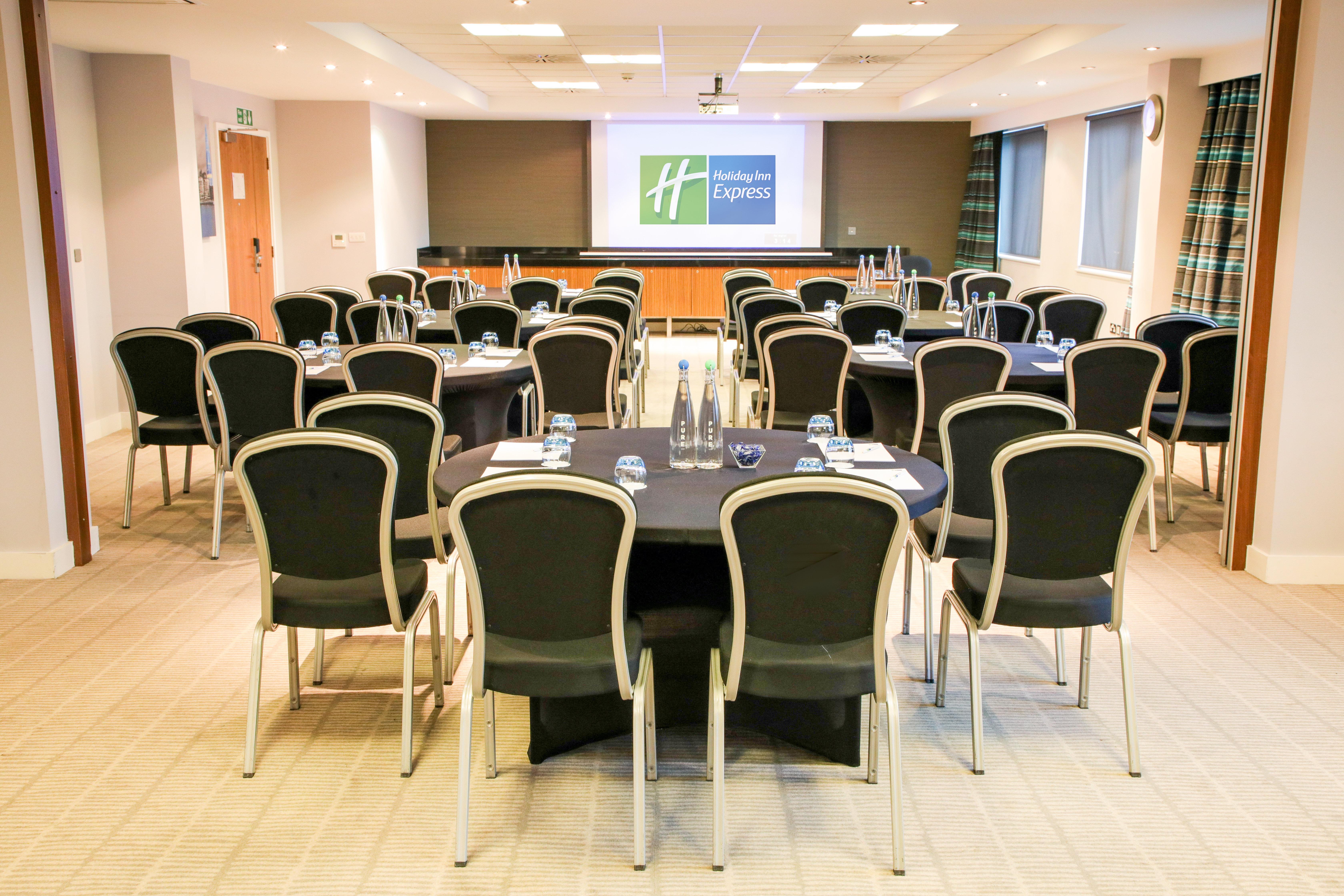 Hotel Express London Heathrow T5 By Ihg Slough