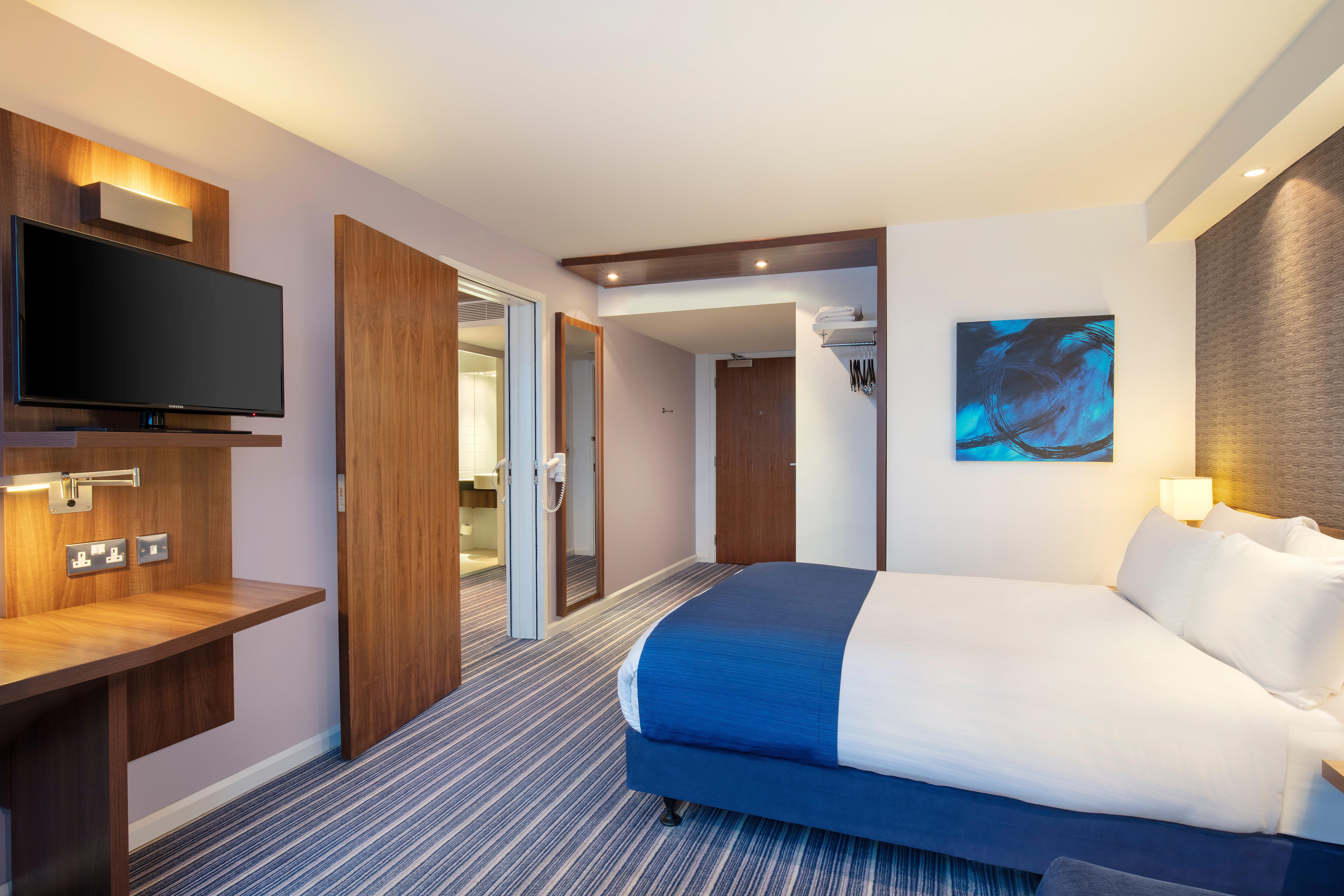 Hotel Express London Heathrow T5 By Ihg