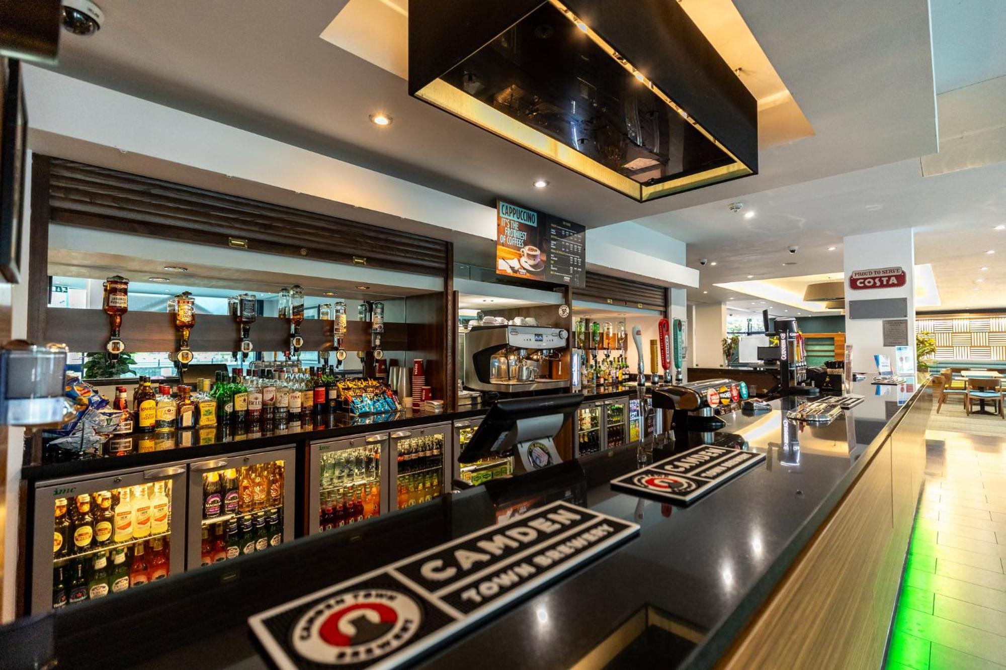 Hotel Express London Heathrow T5 By Ihg 3*