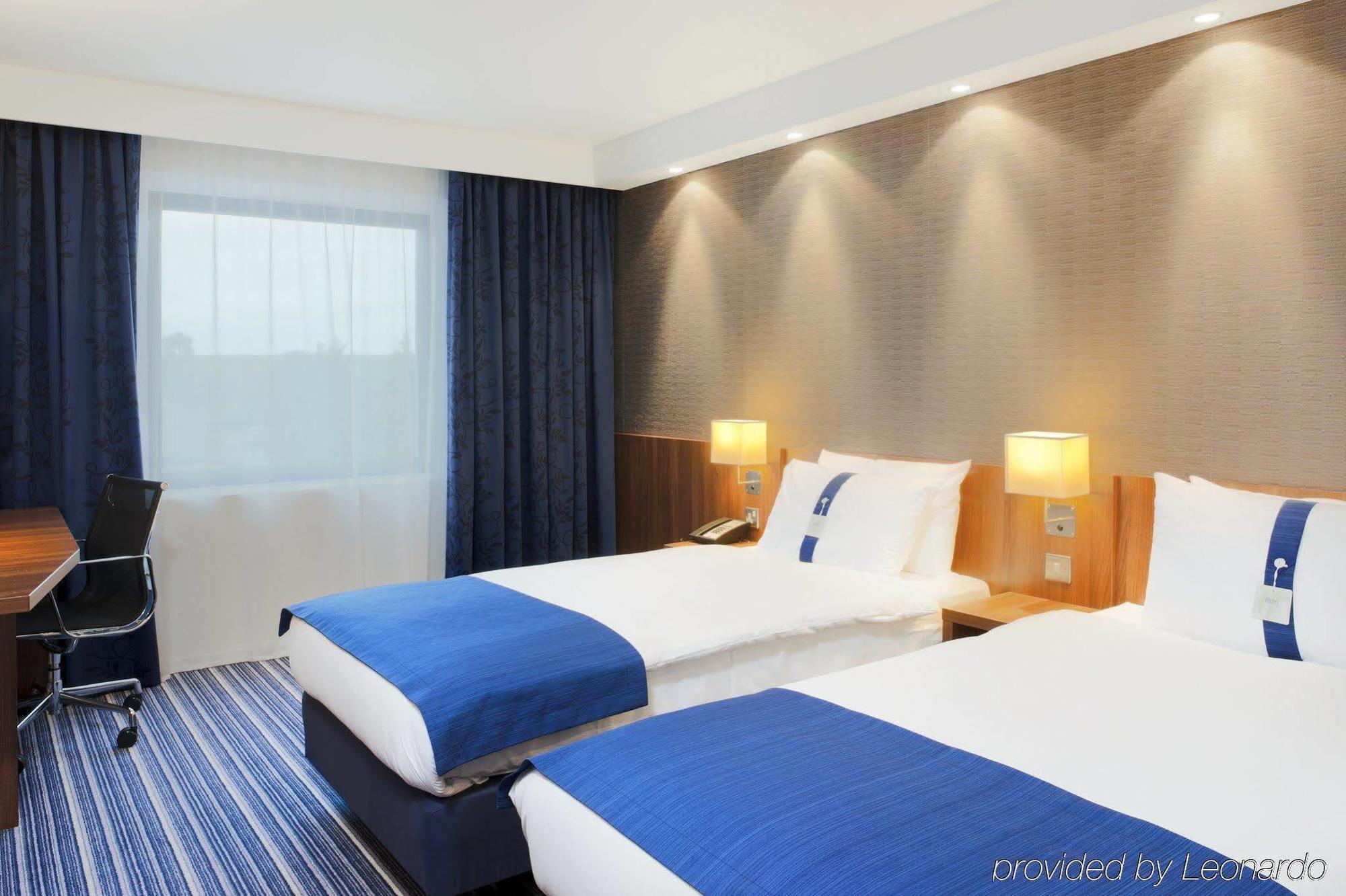 Express London Heathrow T5 By Ihg Hotel Slough